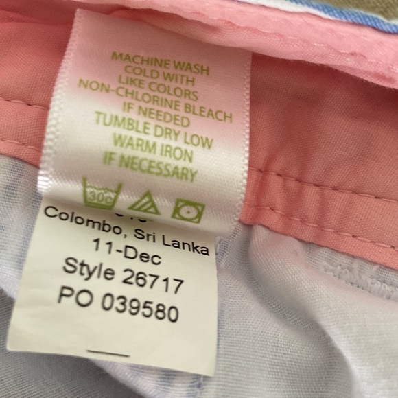 Lilly Pulitzer Seersucker Blue & White Striped Ladybug Embroidered Shorts - 6 - Picture 11 of 12